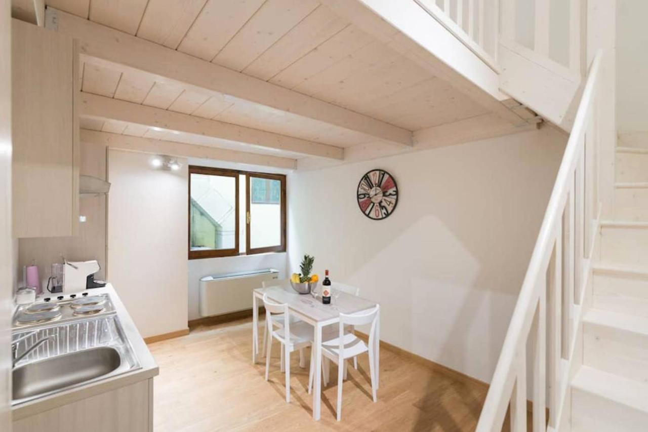 Monalda Loft 1 - Hosted By Sweetstay ฟลอเรนซ์ ภายนอก รูปภาพ